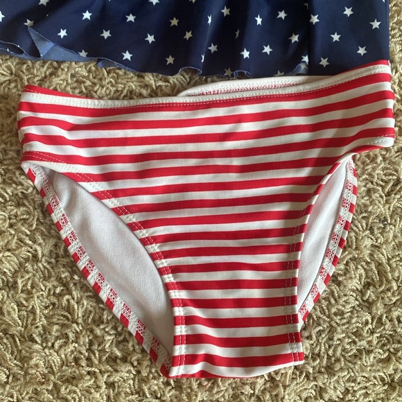 Girls 3T swimsuit set of 2 - Picture 7 of 8